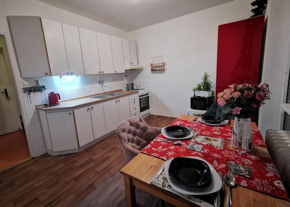 דירות ברנו Cely Apartman Podlesi 54M2 S Dvema Balkony A S Novou Manzelskou Posteli, Zatim Neni Na Fotkach מראה חיצוני תמונה
